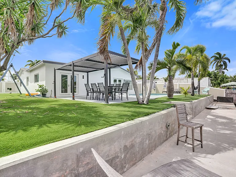 4480 SW 34th Dr — Photo 48