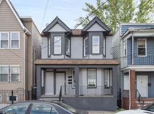 595 15th Ave, Newark, NJ 07103