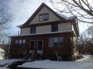 82 Robie St W, Saint Paul, MN 55107