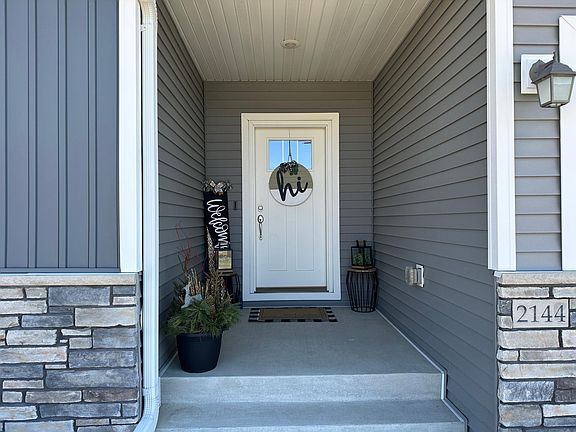 3rd image of 2144 Harbour Oak Dr SE