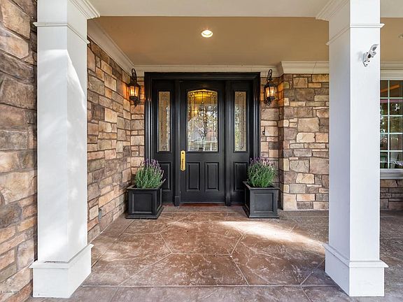 4th image of 317 San Juan Way