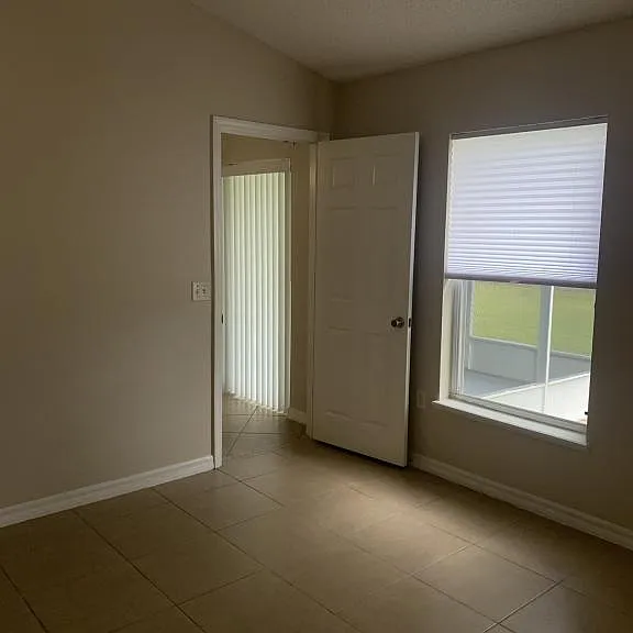 305 Chiquita Ct — Photo 13