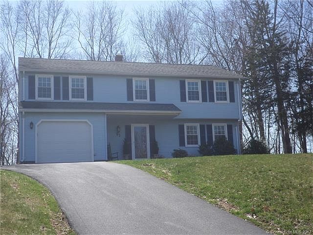 Front of Home-1 Car Garage