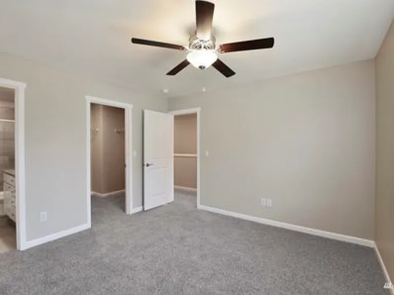 8804 E Gilman Ave — Photo 6