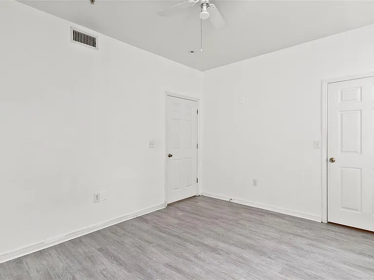 3428 Soho St #B08 — Photo 18