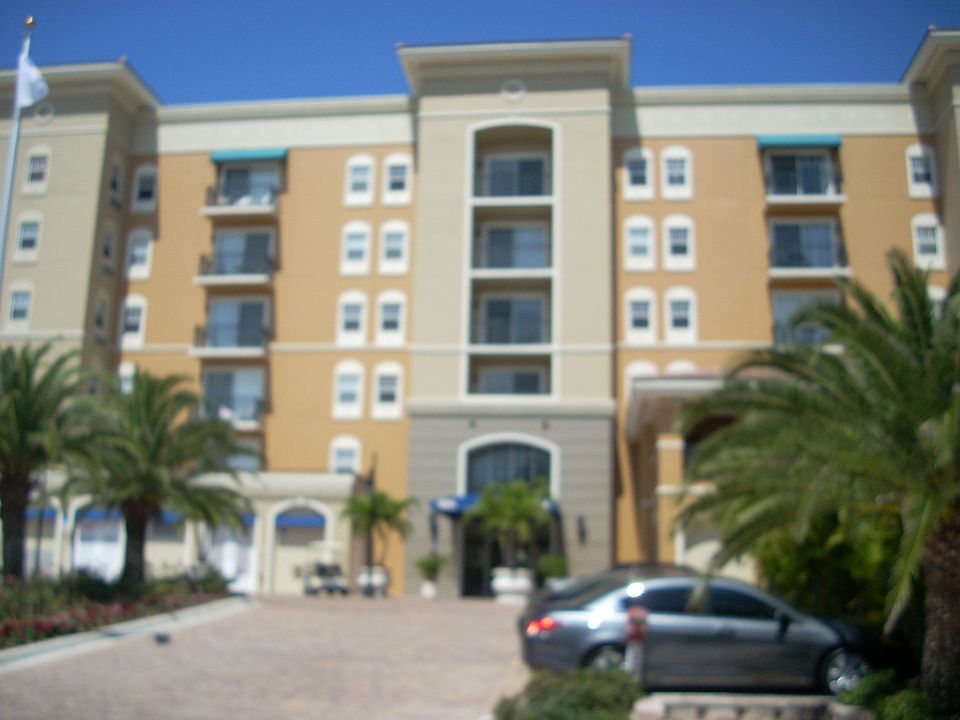 Broadway Promenade