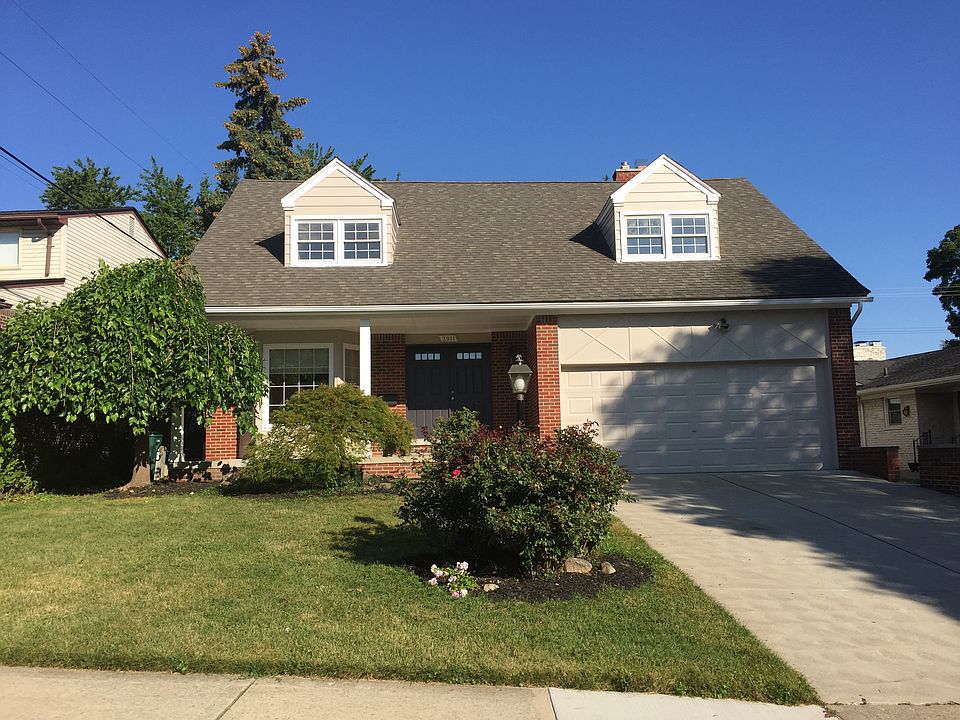 1st image of 3911 Parkway Dr