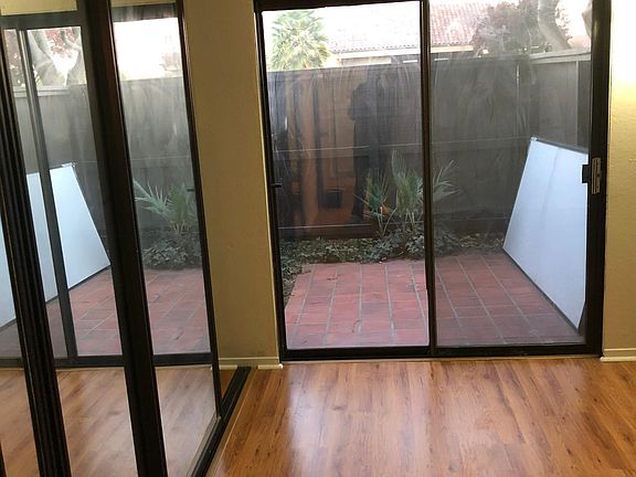 4th image of 39931 Cedar Blvd Unit 111