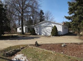 1898 N Buck Rd, Lakeside Marblehead, OH 43440