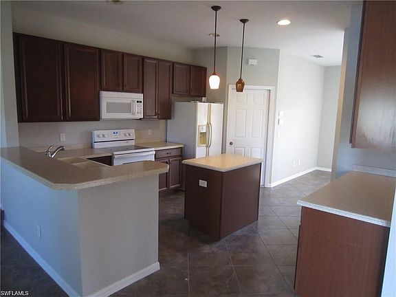 5th image of 8113 Silver Birch Way