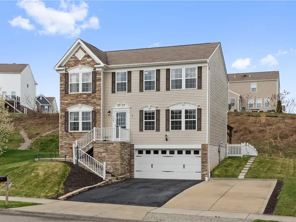 708 Culloden Ct, Coraopolis, PA 15108