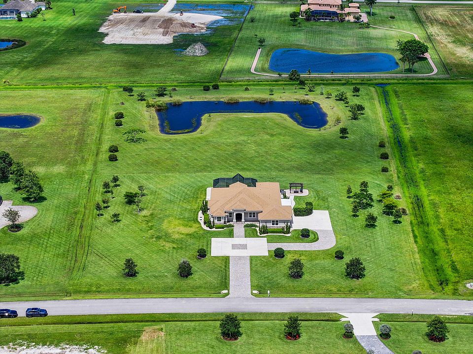 1st image of 5901 SW Saddlebrook Lane