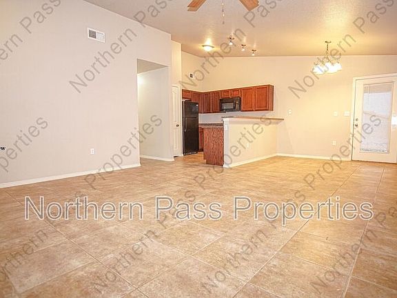 4th image of 10692 Canyon Sage
