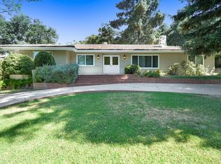 5437 Castle Knoll Rd, La Canada Flintridge, CA 91011