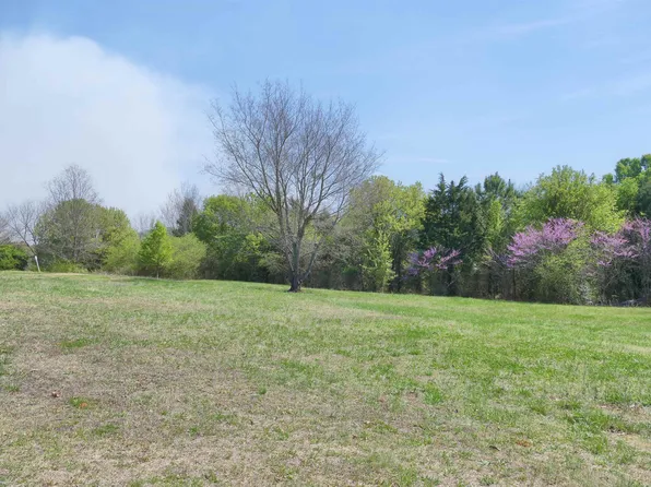 114 Lakeview Dr, Blacksburg, SC 29702