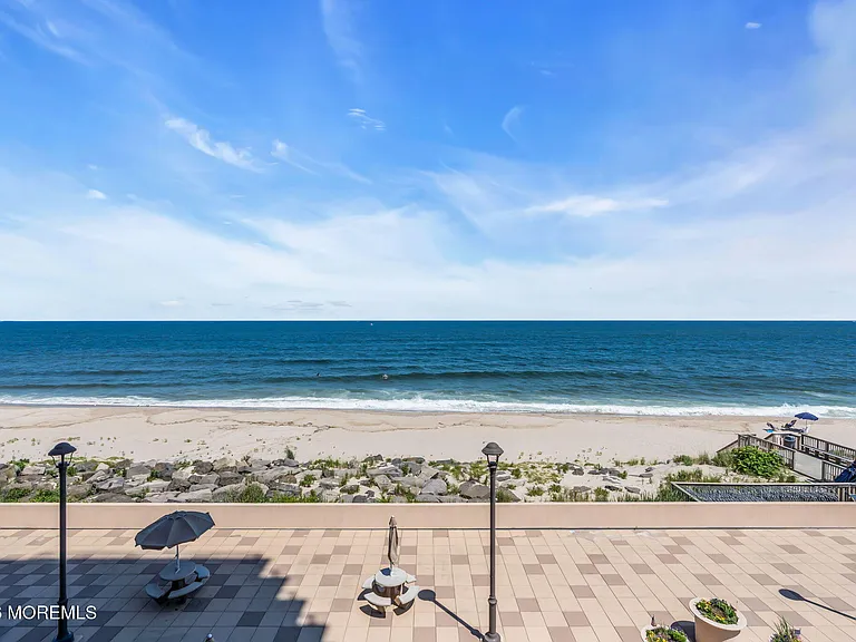 55 Ocean Ave #3L — Photo 33
