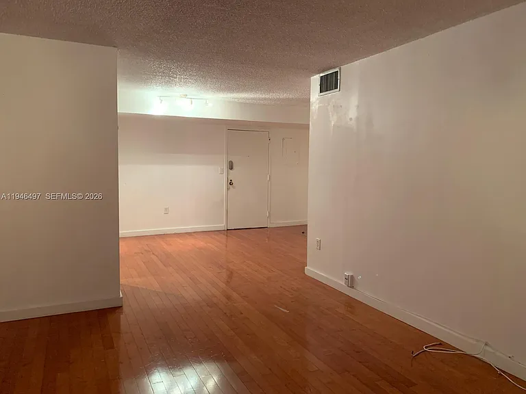 911 E Ponce De Leon Blvd #403 — Photo 1