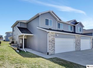 5039 W Stampede Ln, Lincoln, NE 68528