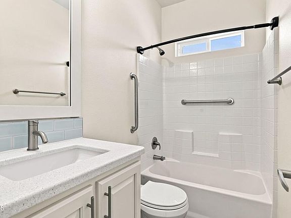5th image of 3975 Telegraph Rd #26
