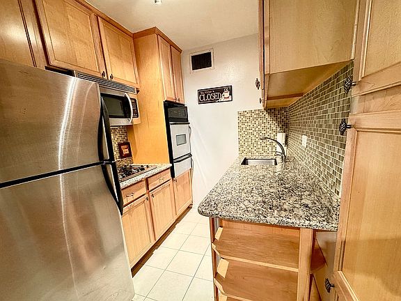 5th image of 66-36 Yellowstone Blvd APT 16K