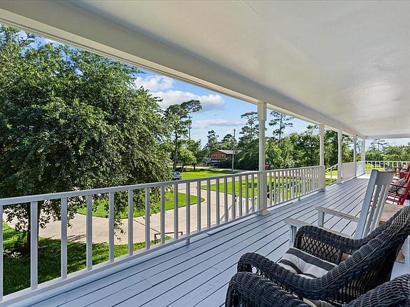 4th image of 518 Seagrove St