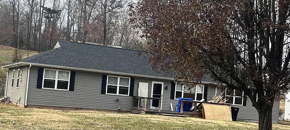 1st image of 17 Brown Ln