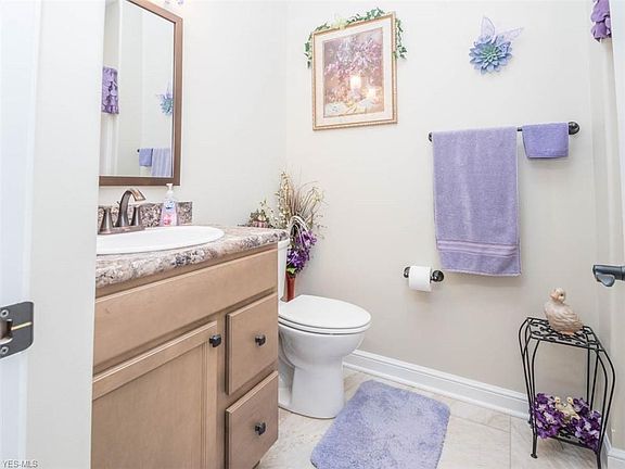5th image of 1212 Orchard Bend Dr