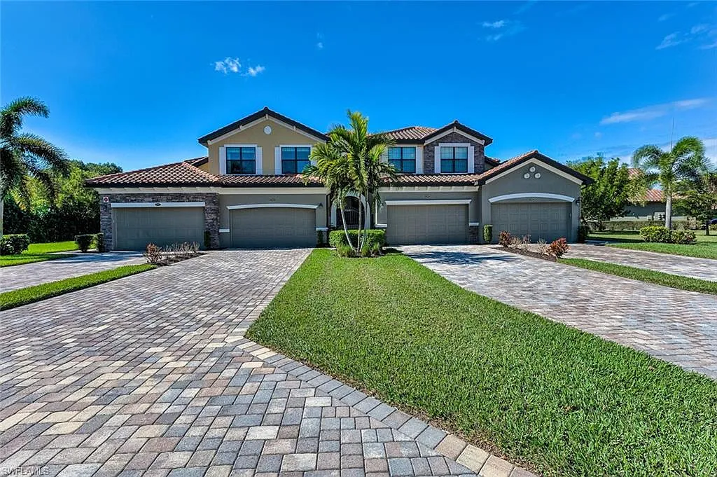 3 bed, 2.0 bath, 1741 sqft, $10,000 — Photo 3