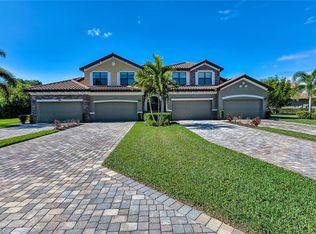 9512 Napoli Ln APT 101, Naples, FL 34113