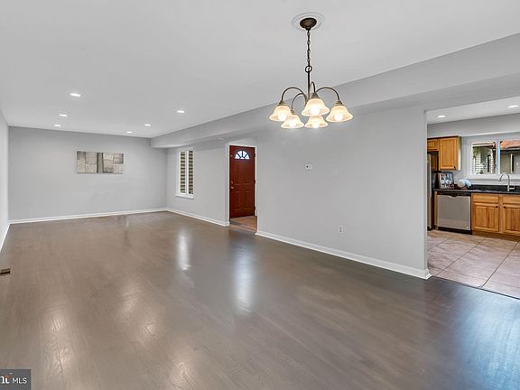 3rd image of 80 Nina Ct #209