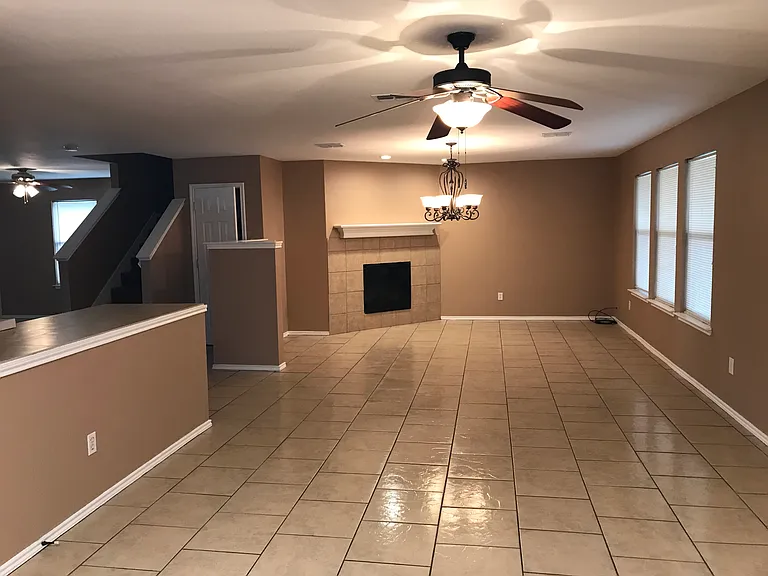 Dining room/kitchen area.