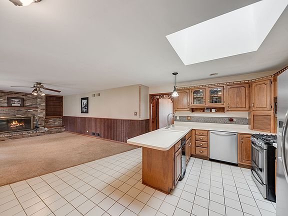 5th image of 30 N Melanie Ct