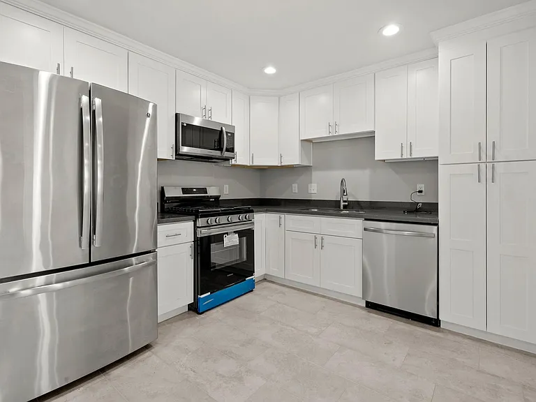5123 Ridgeway Dr — Photo 8