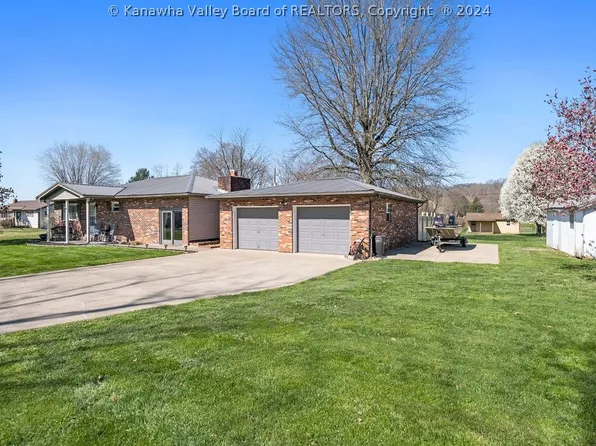 117 Nash Ln, Buffalo, WV 25033