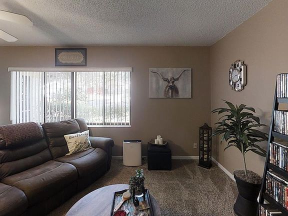 2nd image of 11 Blyth Ct