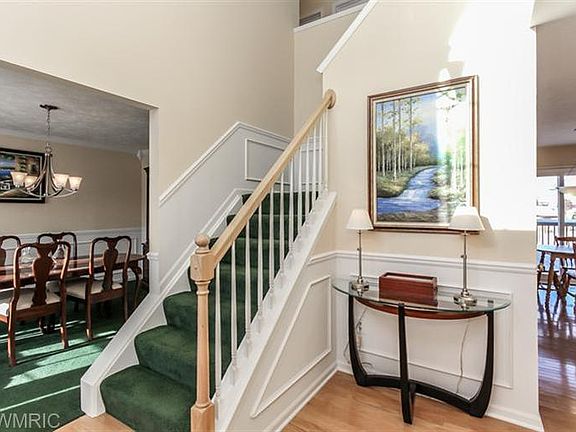 BRIGHT W/NATURAL LIGHT EVERYWHERE! IMPRESSIVE TWO STORY FOYER GREETS & IS DRESSED TO IMPRESS WITH FO