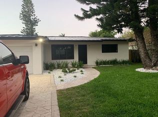 1321 Dewey St, Hollywood, FL 33019