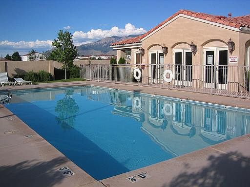 3rd image of 6800 Vista Del Norte Dr NE #3027
