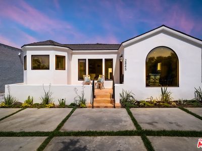 2845 Vineyard Ave, Los Angeles, CA, 90016