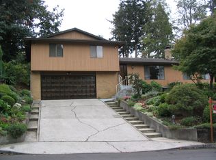 23660 NE Holladay St, Wood Village, OR 97060