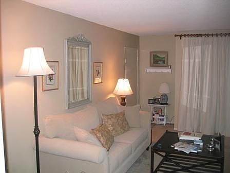 1st image of 302 Ashland Ave Unit 102