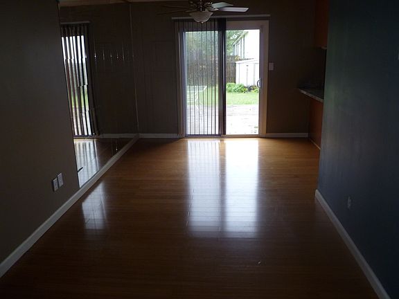 5th image of 3560 Windmill Dr