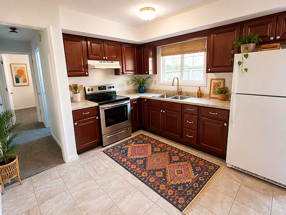 3rd image of 1426 Kossuth St #B