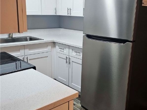 2500 Bassler St APT D