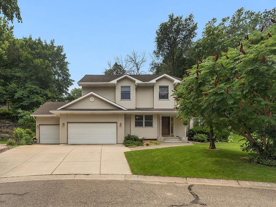 1st image of 2013 Parkwood Dr