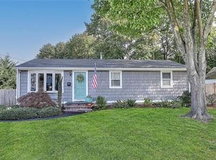 44 Burke St, Riverside, RI 02915