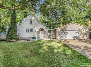 4632 Tamworth St, Commerce Township, MI 48382