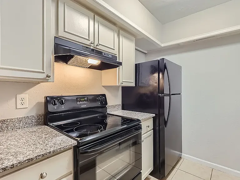 The Gardens Apartments — Photo 17