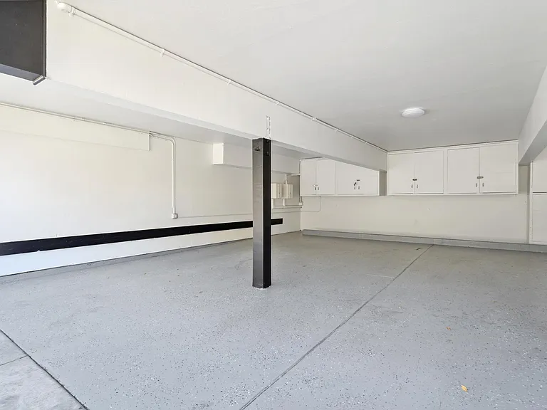 3441 Laguna Ave #2 — Photo 48