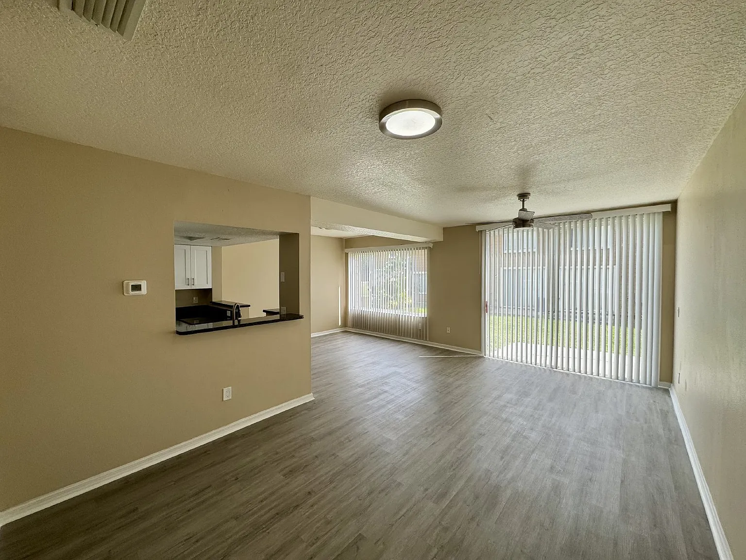 3 bed, 2.0 bath, $1,650 — Photo 3